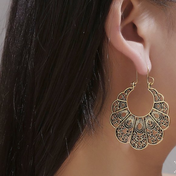 New Gold Boho Filigree Flower Geometric Earrings - Picture 1 of 3